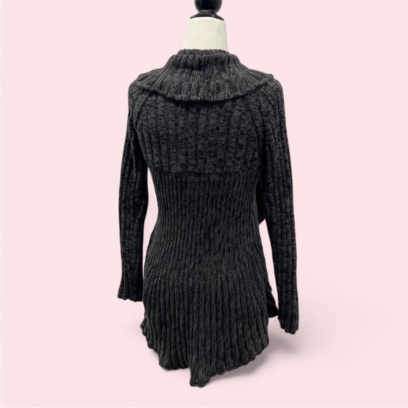 Women's Ruffle Open Knit Cardigan - Picture 6 of 8